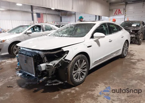 2017 Buick Lacrosse Essence z USA, uszkodzony, nr VIN 1G4ZP5SS4HU189573